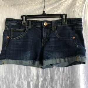 Mossimo size 11 cute jean shorts w/ distressed hem